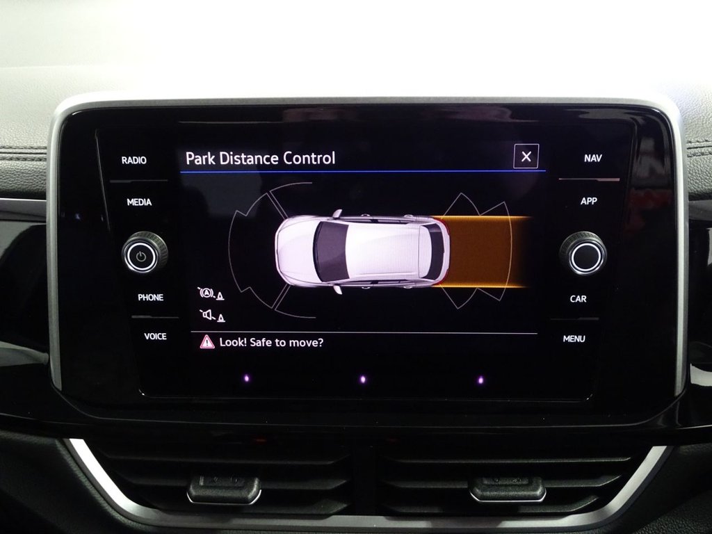 Used Volkswagen T-Roc 2024 for sale - 77734407: Photo 11