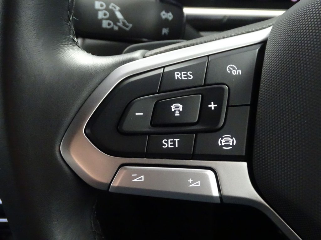 Used Volkswagen T-Roc 2024 for sale - 77734407: Photo 13