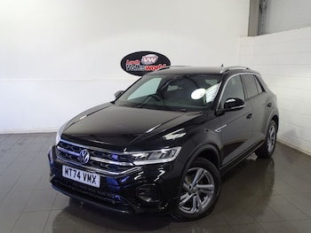 Used Volkswagen T-Roc 2024 for sale - 77734407: Photo