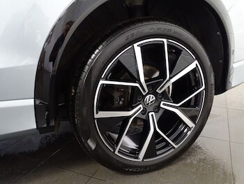 Used Volkswagen Tiguan 2024 for sale - 77667248: Photo