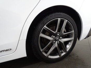 Used Lexus CT 2019 for sale - 76867679: Photo