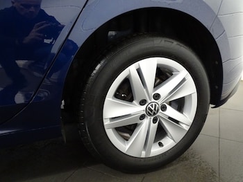 Used Volkswagen Golf 2024 for sale - 76867224: Photo