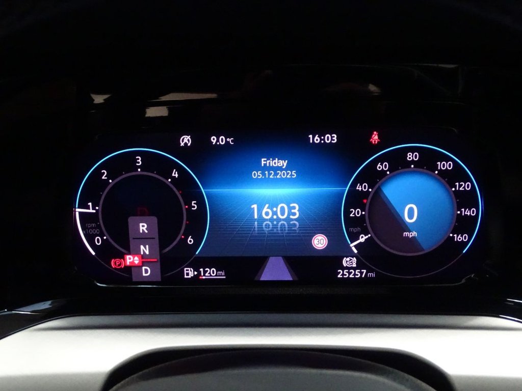 Used Volkswagen Golf 2024 for sale - 76867224: Photo 9