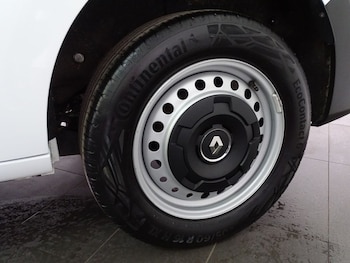 Used Renault Kangoo 2023 for sale - 76867520: Photo