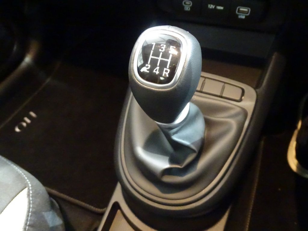 Used Hyundai i10 2023 for sale - 77227528: Photo 11