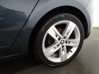 Used SEAT Leon 2019 for sale - 77188542: Photo