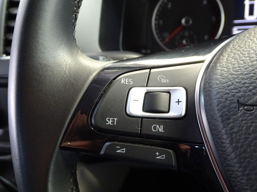 Used Volkswagen Transporter 2019 for sale - 76973294: Photo 10