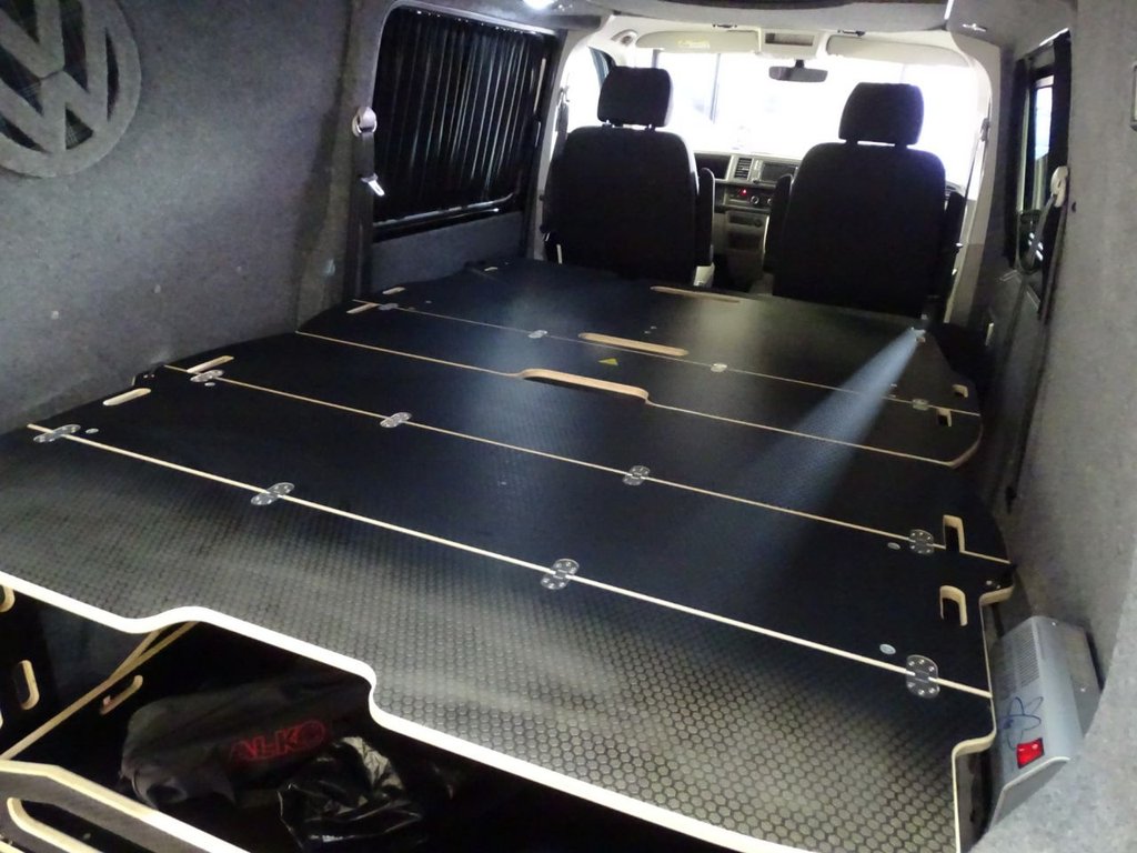 Used Volkswagen Transporter 2019 for sale - 76973294: Photo 24