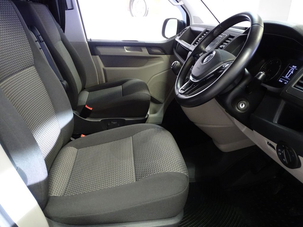 Used Volkswagen Transporter 2019 for sale - 76973294: Photo 3