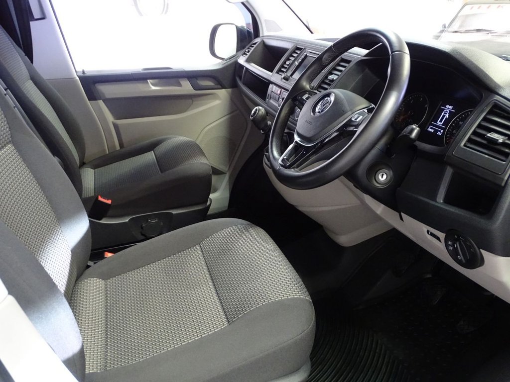 Used Volkswagen Transporter 2019 for sale - 76973294: Photo 5