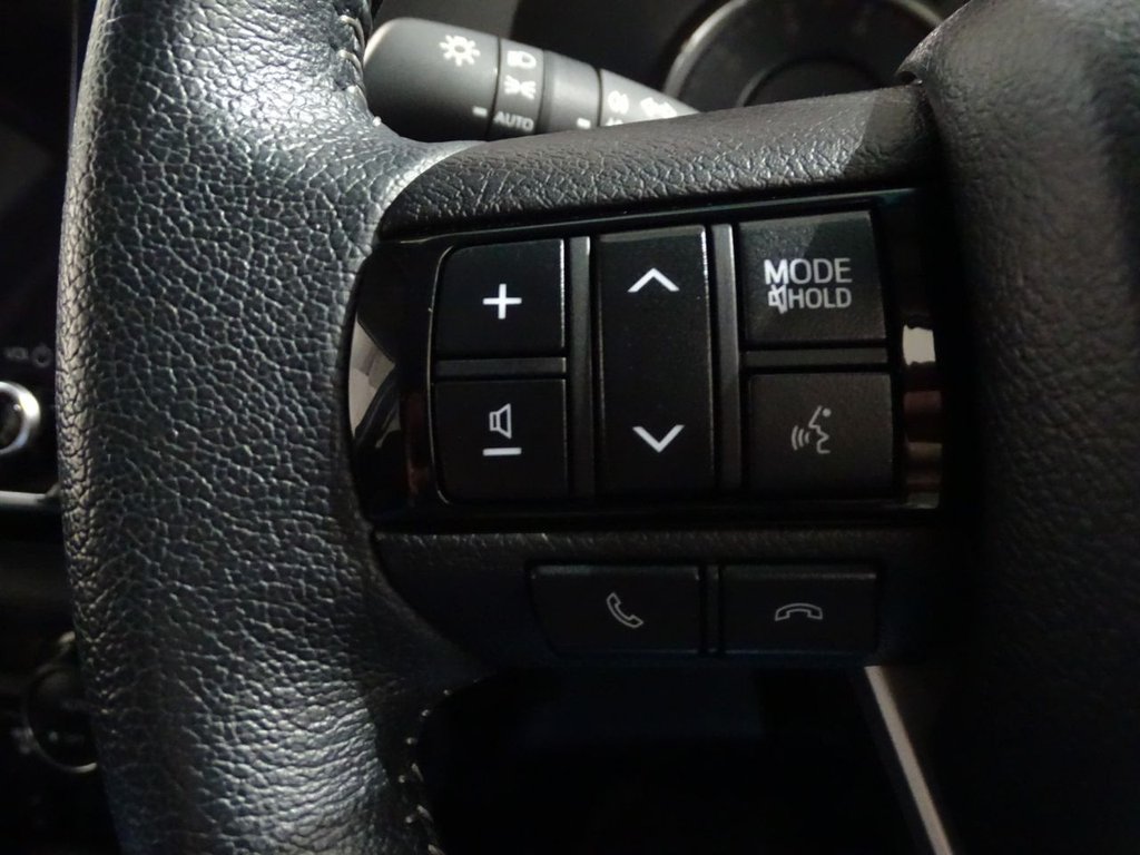 Used Toyota Hilux 2024 for sale - 76934781: Photo 12