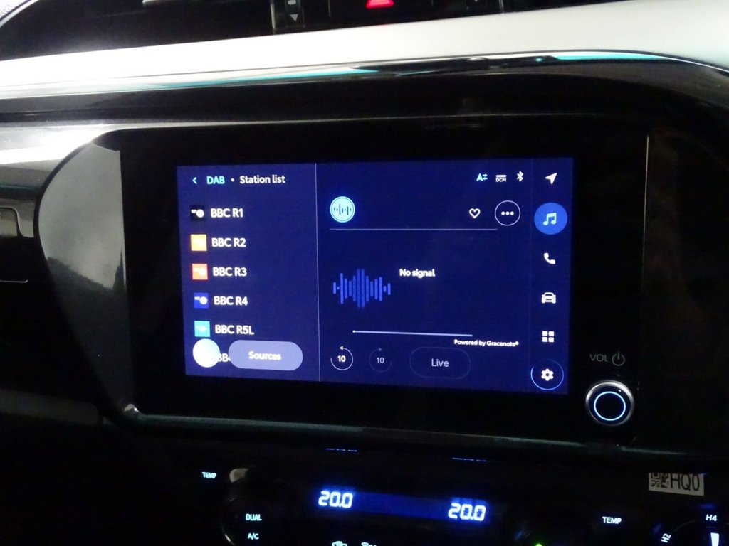 Used Toyota Hilux 2024 for sale - 76934781: Photo 8