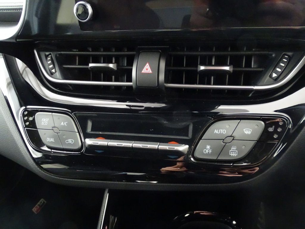 Used Toyota C-HR 2023 for sale - 77571793: Photo 10