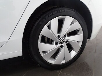 Used Volkswagen Golf 2021 for sale - 78414265: Photo