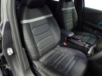 Used Citroen C4 2023 for sale - 76867472: Photo