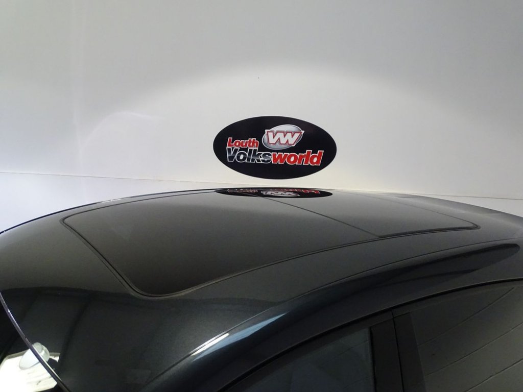 Used Porsche Macan 2020 for sale - 77991059: Photo 11