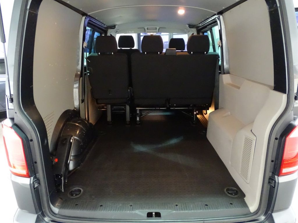 Used Volkswagen Transporter 2016 for sale - 76867214: Photo 16