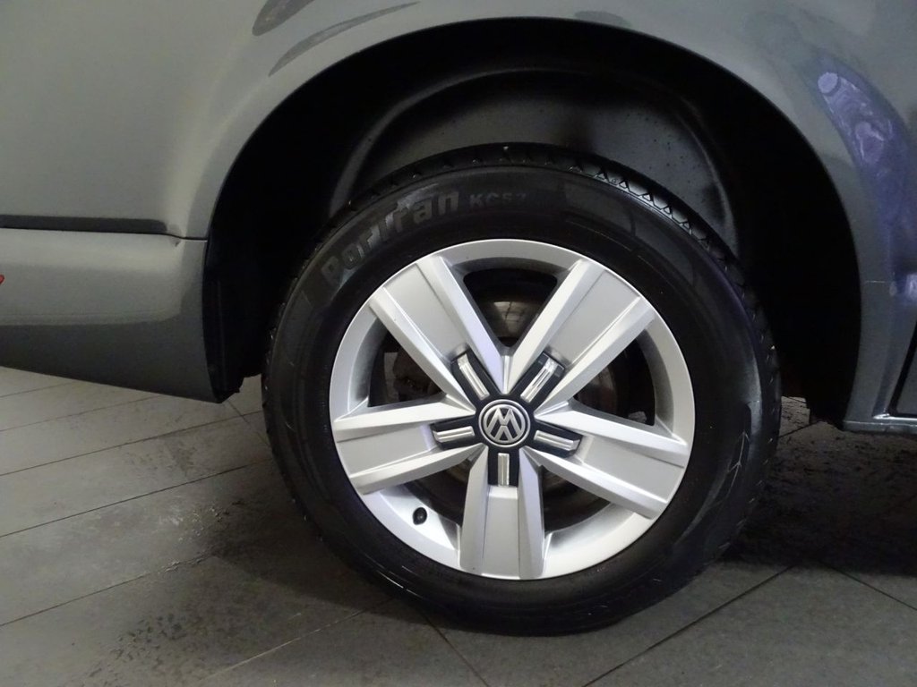 Used Volkswagen Transporter 2016 for sale - 76867214: Photo 4