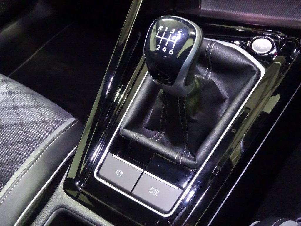 Used Volkswagen Golf 2024 for sale - 77407884: Photo 9