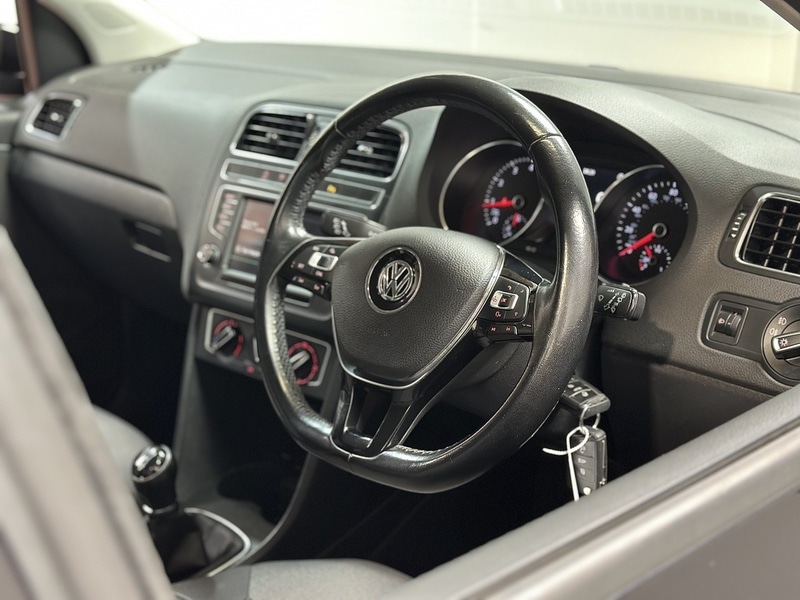 Used Volkswagen Polo 2016 for sale - 78031214: Photo 41