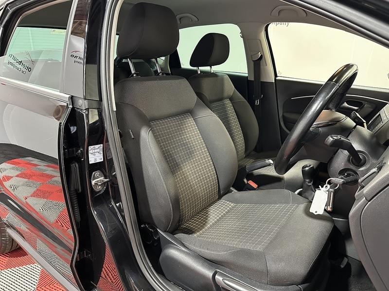 Used Volkswagen Polo 2016 for sale - 78031214: Photo 6