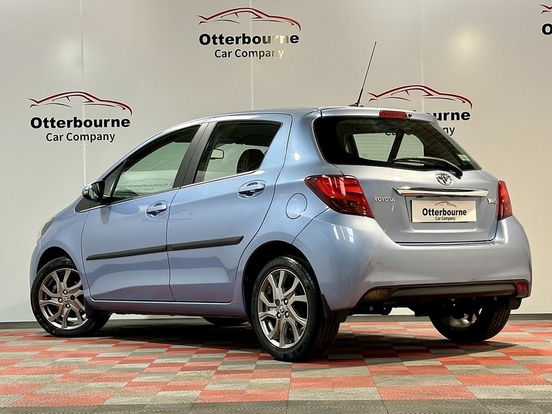 Used Toyota Yaris 2015 for sale - 78031215: Photo 3