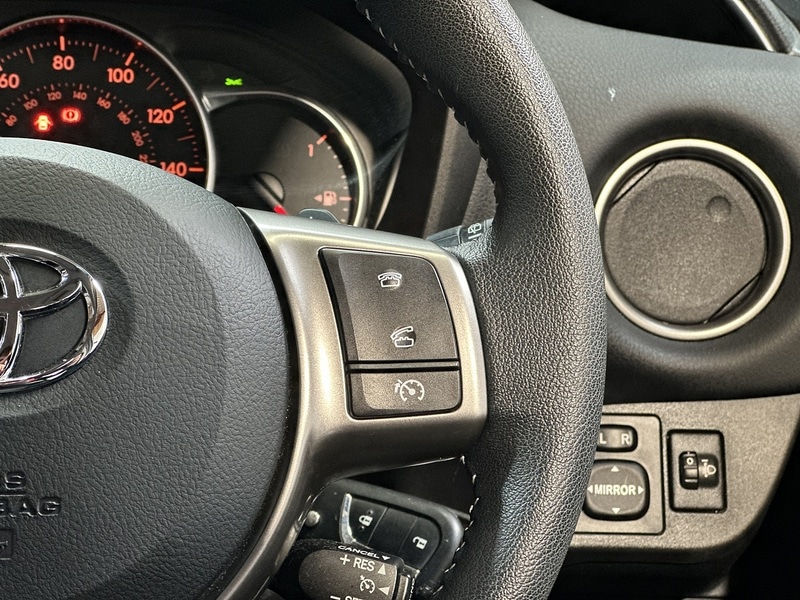 Used Toyota Yaris 2015 for sale - 78031215: Photo 34