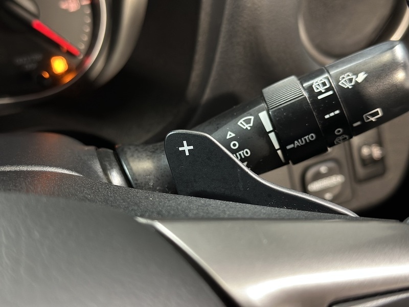 Used Toyota Yaris 2015 for sale - 78031215: Photo 36