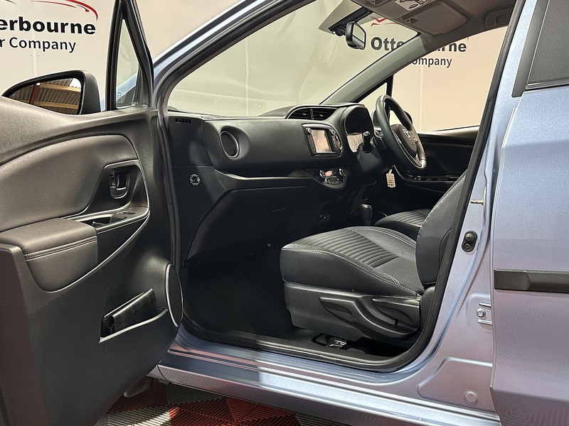 Used Toyota Yaris 2015 for sale - 78031215: Photo 50