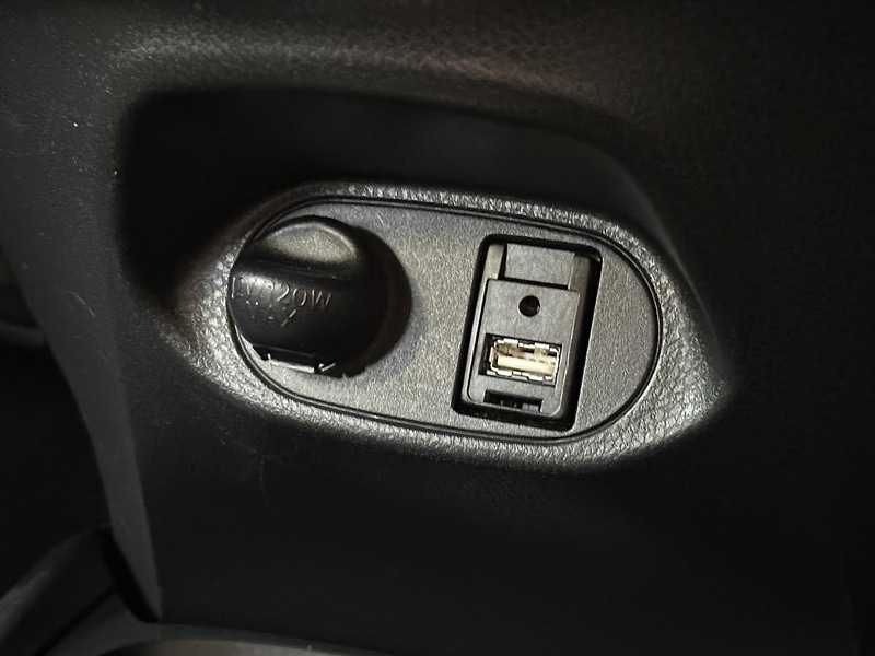 Used Toyota Yaris 2015 for sale - 78031215: Photo 55