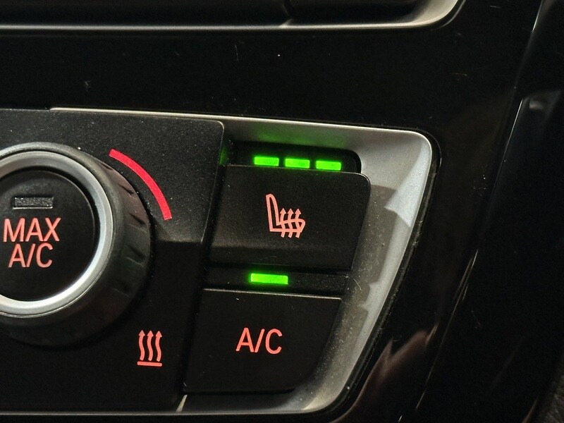 Used BMW 3 Series 2017 for sale - 76819351: Photo 32