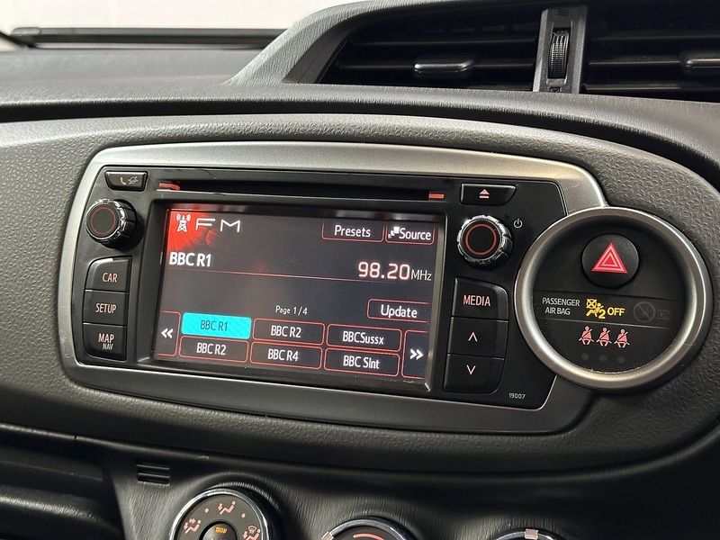 Used Toyota Yaris 2014 for sale - 77622007: Photo 24