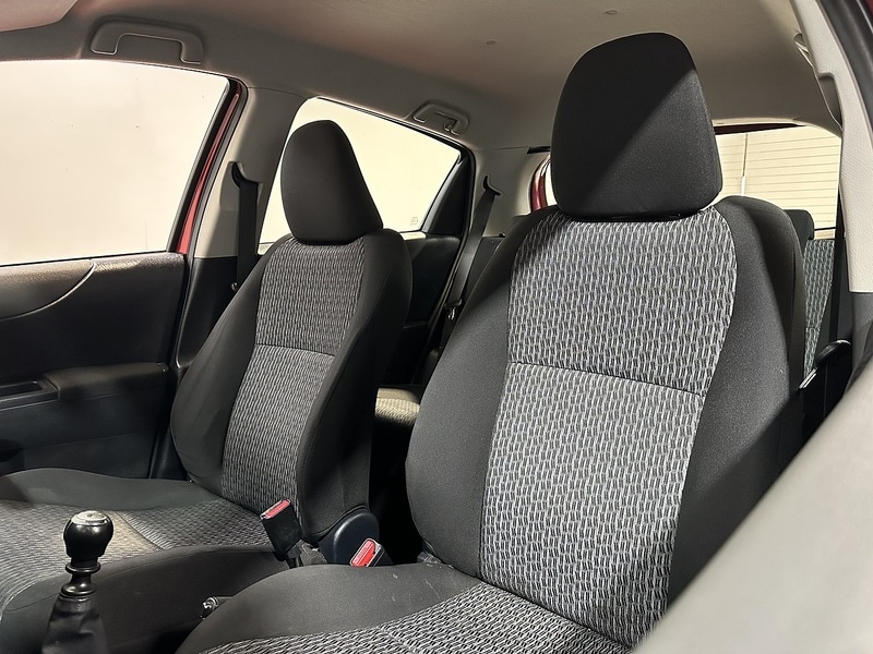 Used Toyota Yaris 2014 for sale - 77622007: Photo 28