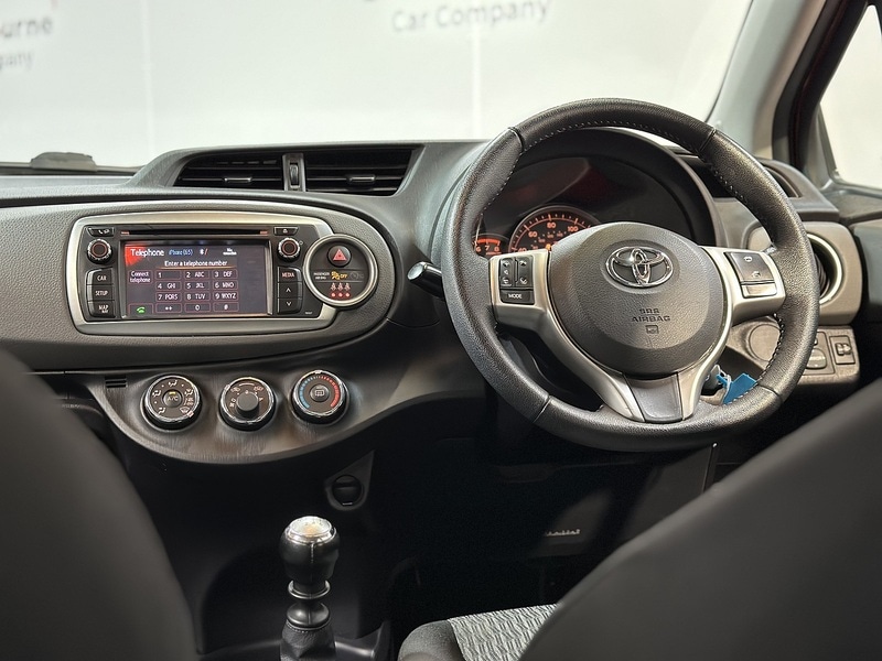Used Toyota Yaris 2014 for sale - 77622007: Photo 31