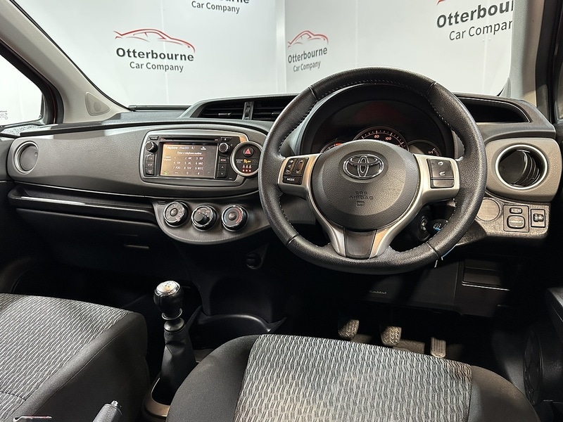 Used Toyota Yaris 2014 for sale - 77622007: Photo 4