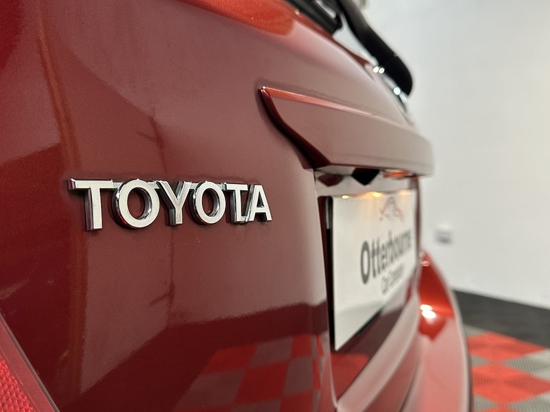 Used Toyota Yaris 2014 for sale - 77622007: Photo 47