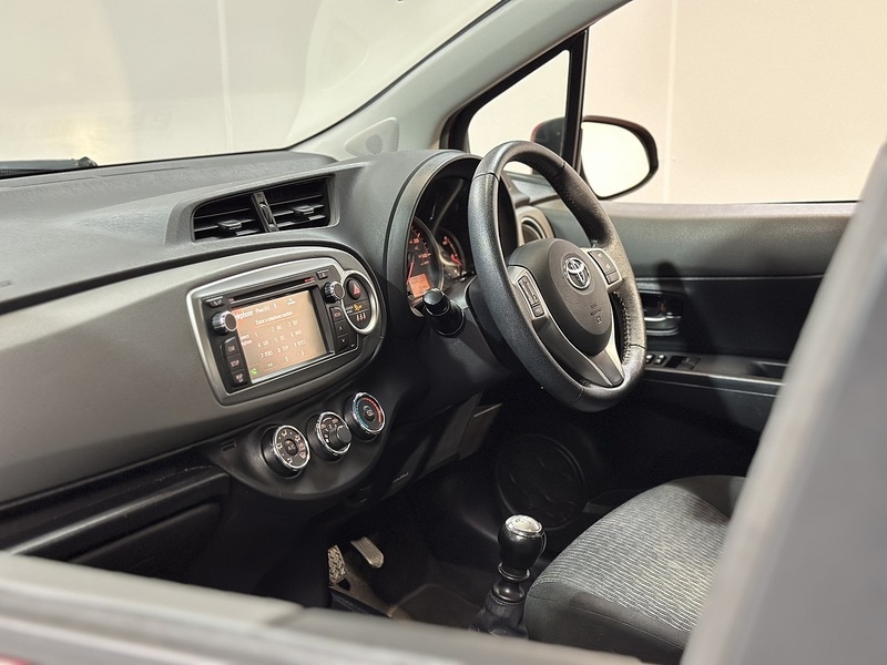 Used Toyota Yaris 2014 for sale - 77622007: Photo 50