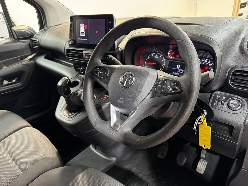 Used Vauxhall Combo 2021 for sale - 76819359: Photo 4