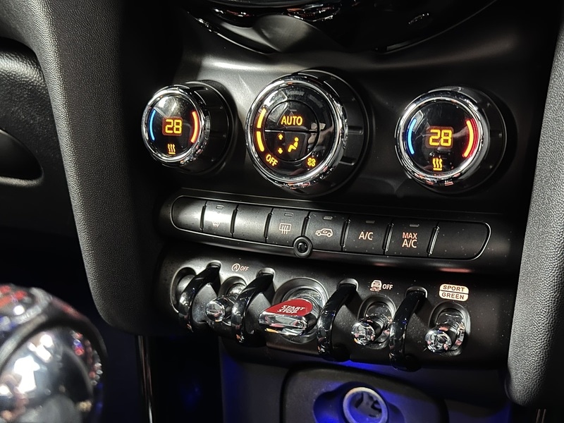 Used MINI Hatch 2018 for sale - 77535569: Photo 32