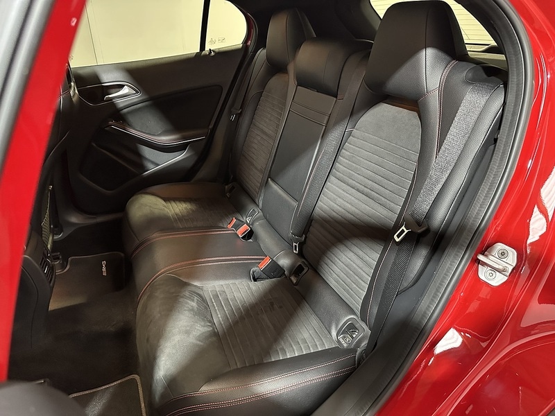 Used Mercedes-Benz GLA 2015 for sale - 76808365: Photo 12