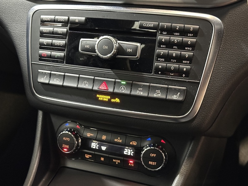 Used Mercedes-Benz GLA 2015 for sale - 76808365: Photo 27