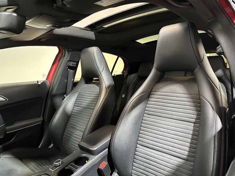 Used Mercedes-Benz GLA 2015 for sale - 76808365: Photo 30