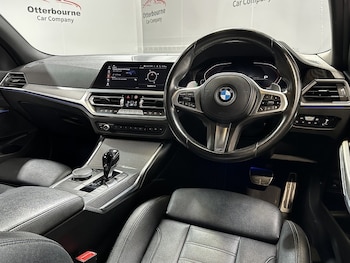 Used BMW 3 Series 2021 for sale - 78444001: Photo