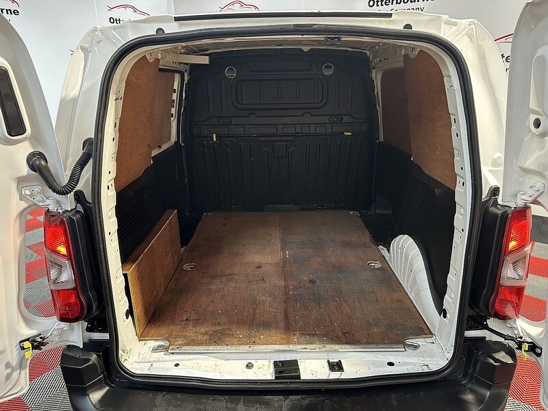 Used Peugeot Partner 2023 for sale - 77494335: Photo 29