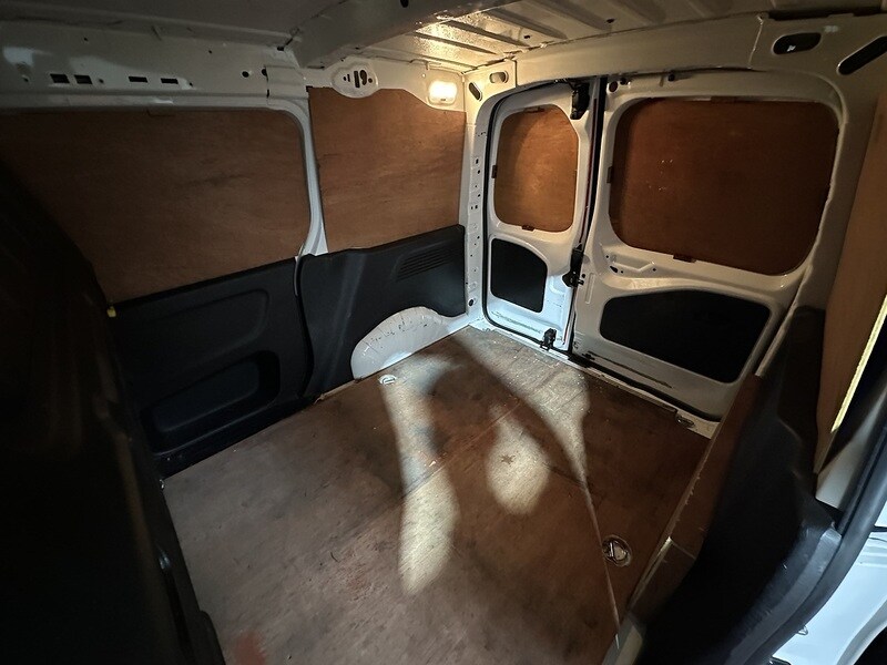 Used Peugeot Partner 2023 for sale - 77494335: Photo 36