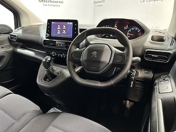 Used Peugeot Partner 2023 for sale - 77494335: Photo