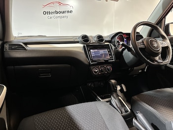 Used Suzuki Swift 2023 for sale - 77521654: Photo