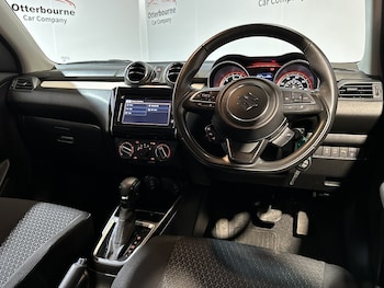 Used Suzuki Swift 2023 for sale - 77521654: Photo