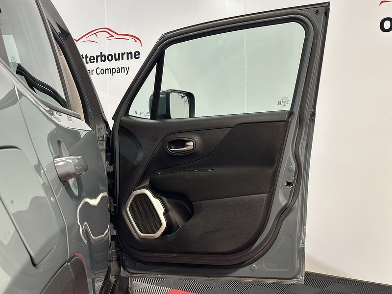 Used Jeep Renegade 2015 for sale - 77465298: Photo 47