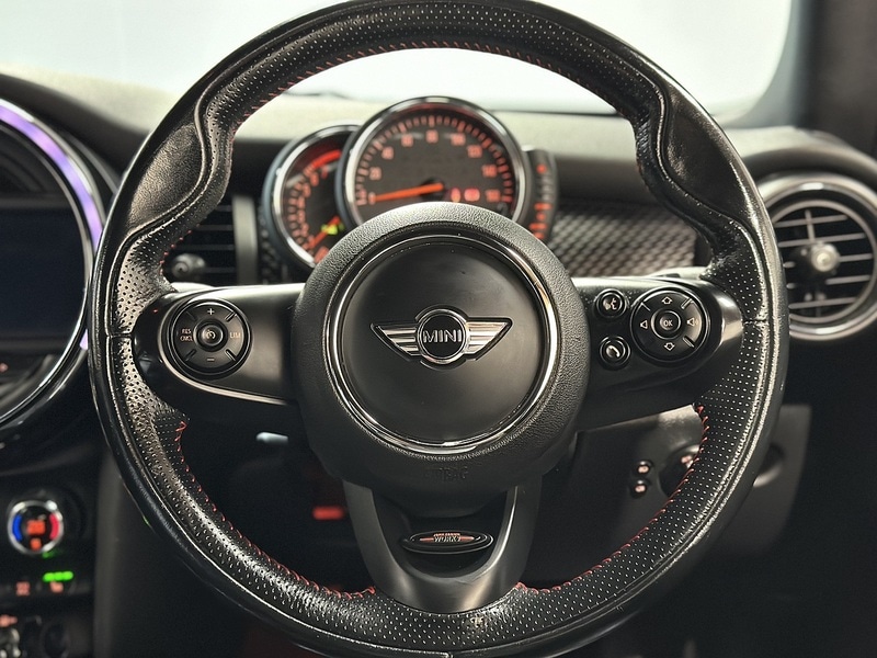 Used MINI Hatch 2016 for sale - 76798803: Photo 18